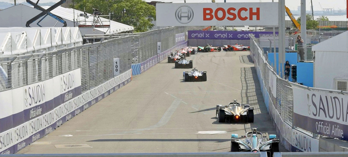 La Formula E va a todo gas: De la utopía eléctrica al auge de las carreras de energía limpia