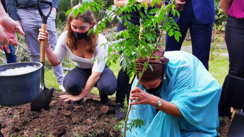 “La ONU les pertenece a ustedes, jóvenes de Costa Rica, y al mundo”, dice la vicesecretaria general