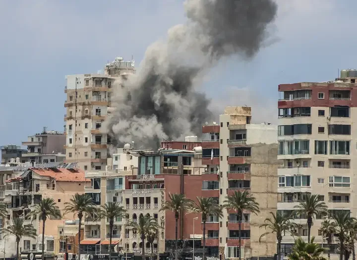 Estados Unidos e Irán llegaron a un acuerdo de paz y a un fin «inmediato y permanente» de las operaciones militares